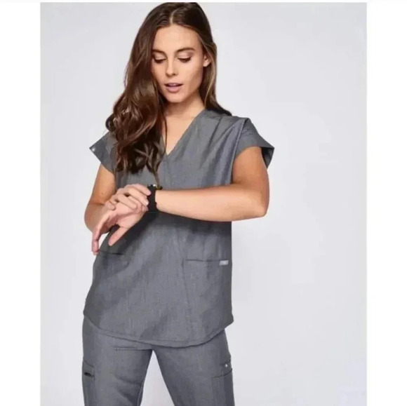 Figs graphite scrub set Taza top and Kade bottoms - Picture 2 of 9